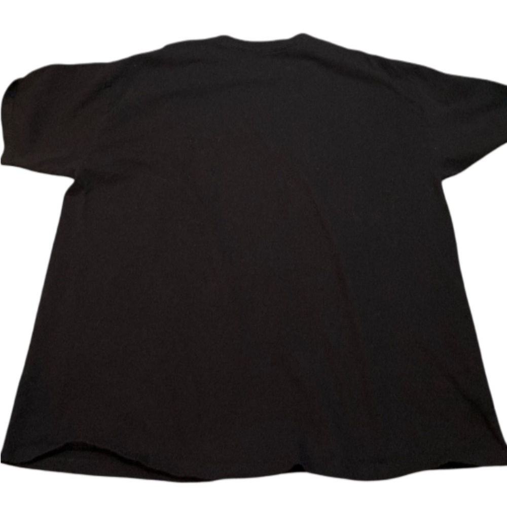 Rihanna NWOT Graphic Tee - Picture 3 of 3
